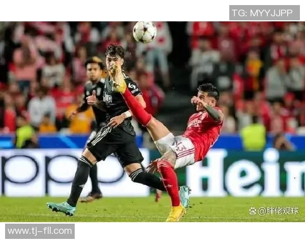 意甲激战:本菲卡绝杀皇马全场沸腾补时进球引发热烈讨论 意甲激战:本菲卡绝杀皇马全场沸腾补时进球引发热烈讨论