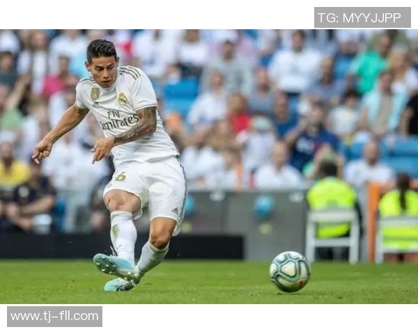 欧联杯精彩对决皇马险胜国米神扑引发争议判罚全场沸腾